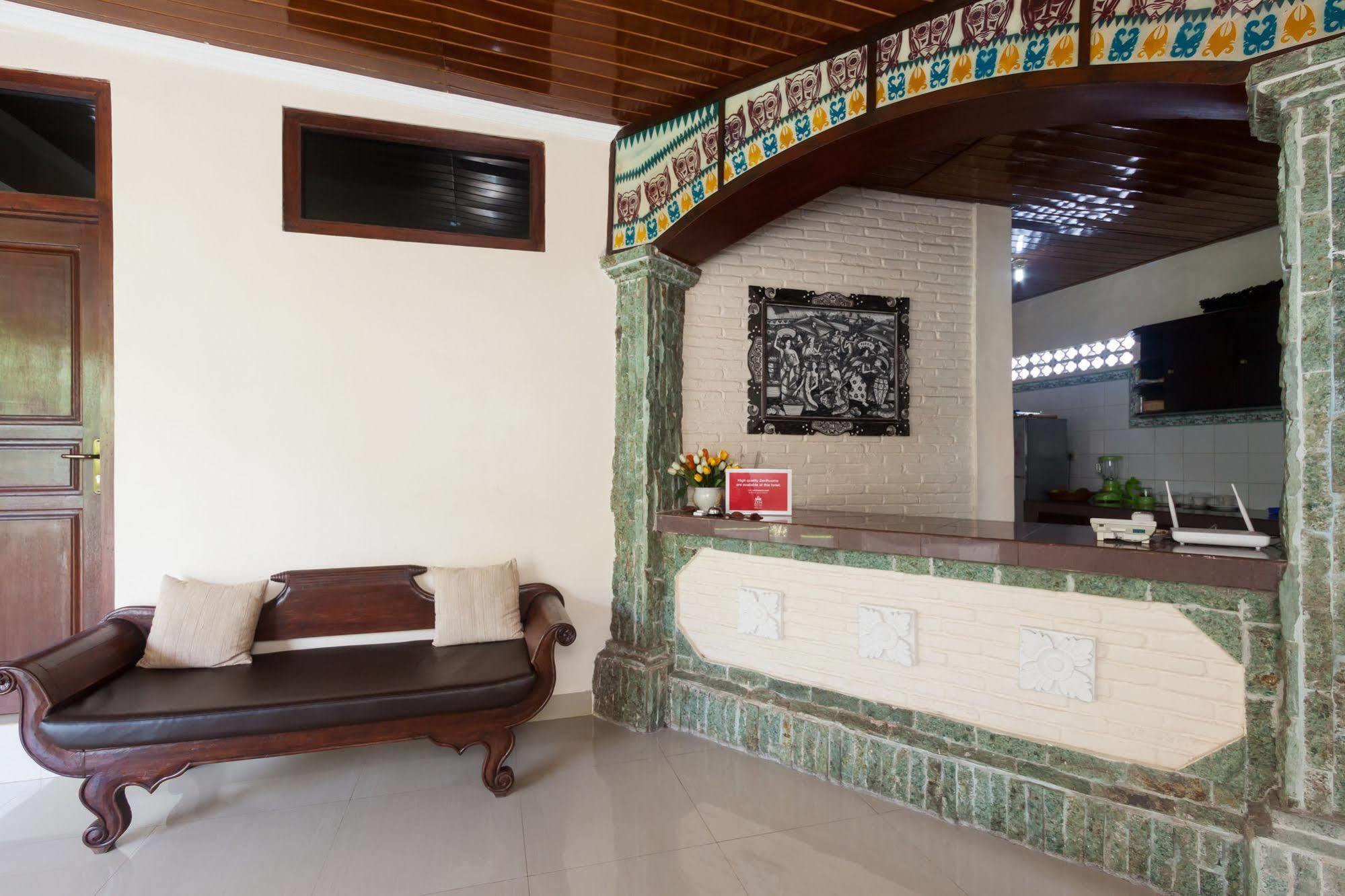 Zen Rooms Sanur Blanjong Sekawaru Екстер'єр фото
